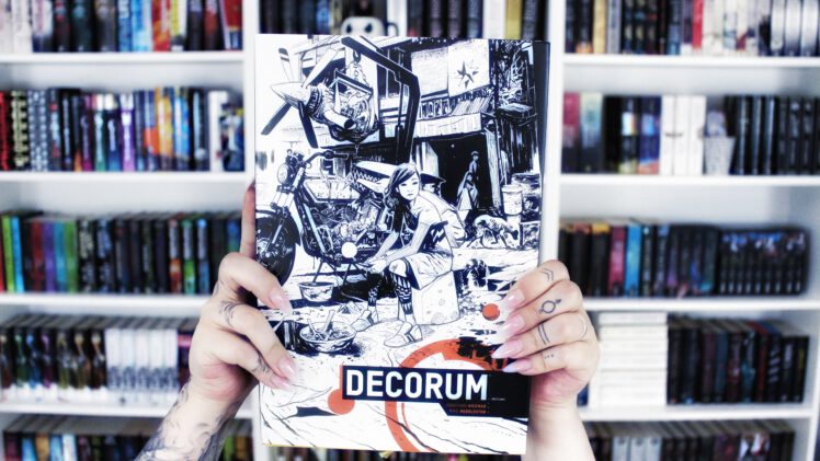 Rezension | Decorum