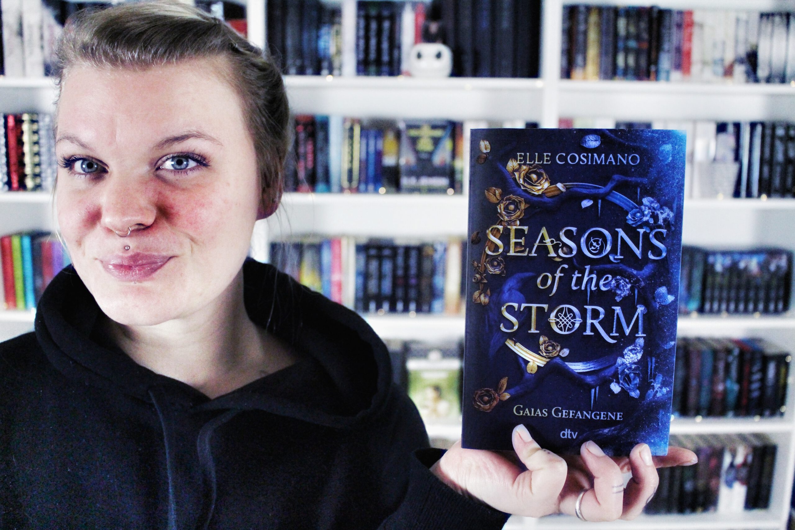 Rezension | Seasons of the Storm von Elle Cosimano