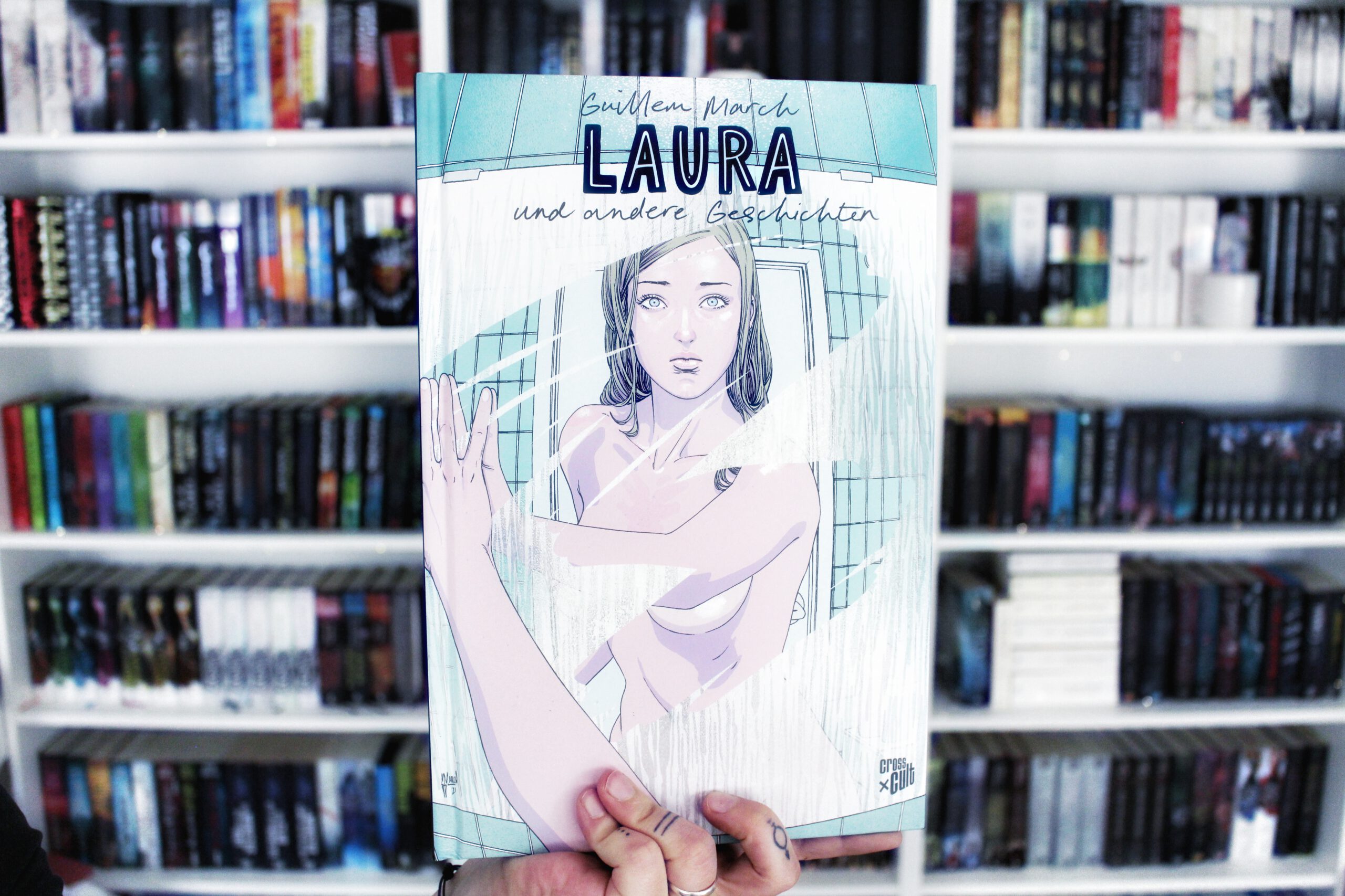Rezension | Laura
